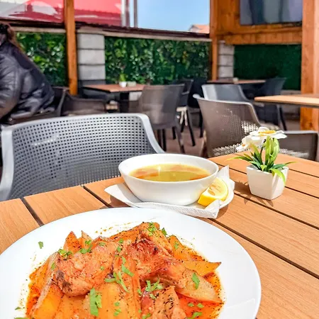 酒店 Solea Family & Restaurant L Free Parking
